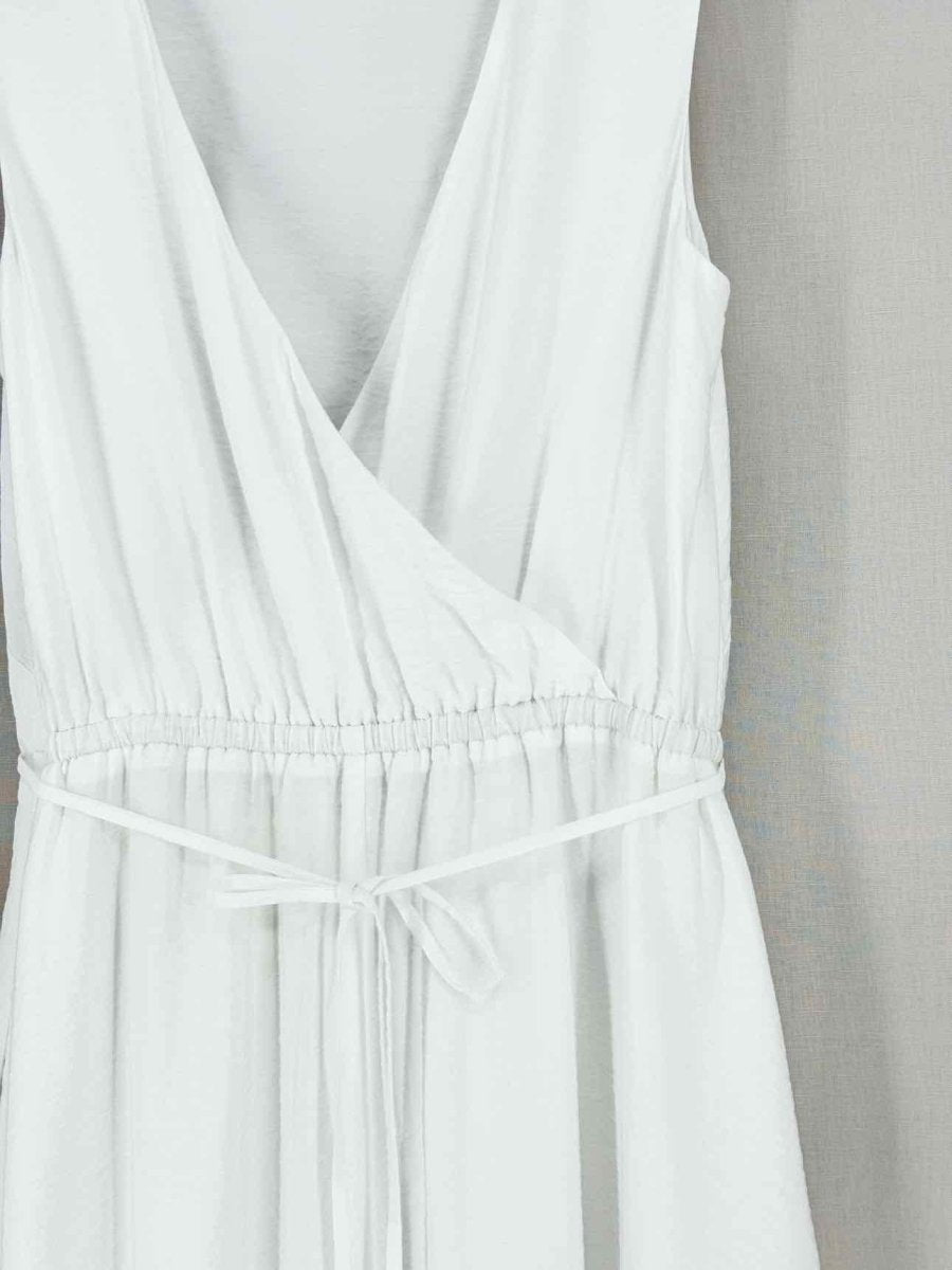 Pre - loved VINCE White Size XSmall Midi Dress at Reems Closet