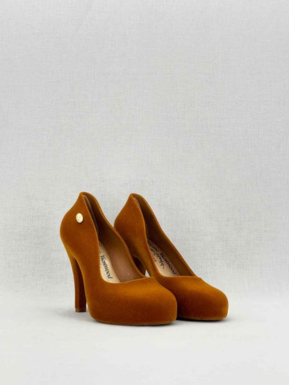Pre - loved VIVIENNE WESTWOOD Brown Size EU 39 Pumps at Reems Closet