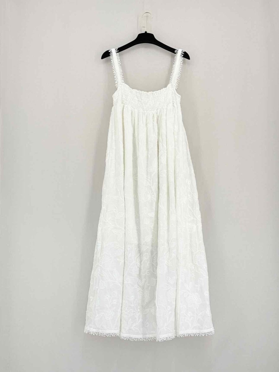 Pre - loved WAIMARI White Embroidered Size Medium Knee Length Dress at Reems Closet