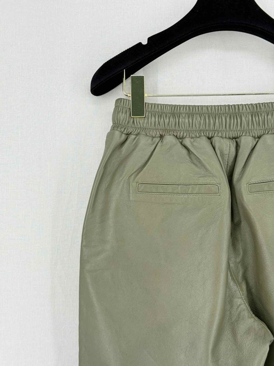 Pre - loved WALTER BAKER Cargo Khaki Size Small Pants at Reems Closet