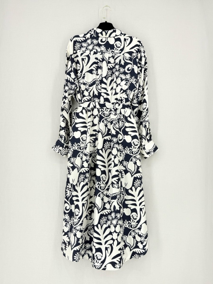 Pre - loved WEEKEND Navy & White Floral Size US 12 Midi Dress at Reems Closet