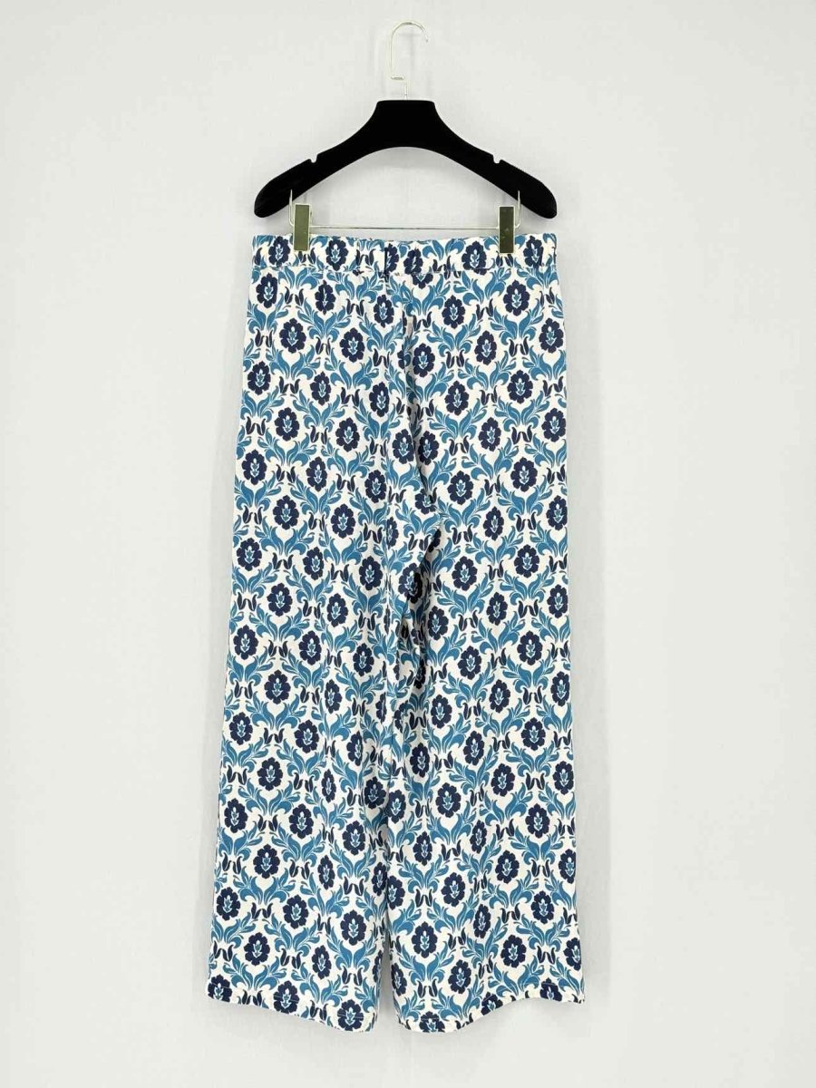 Pre - loved WEEKEND White & Blue Print Size US 10 Pants at Reems Closet