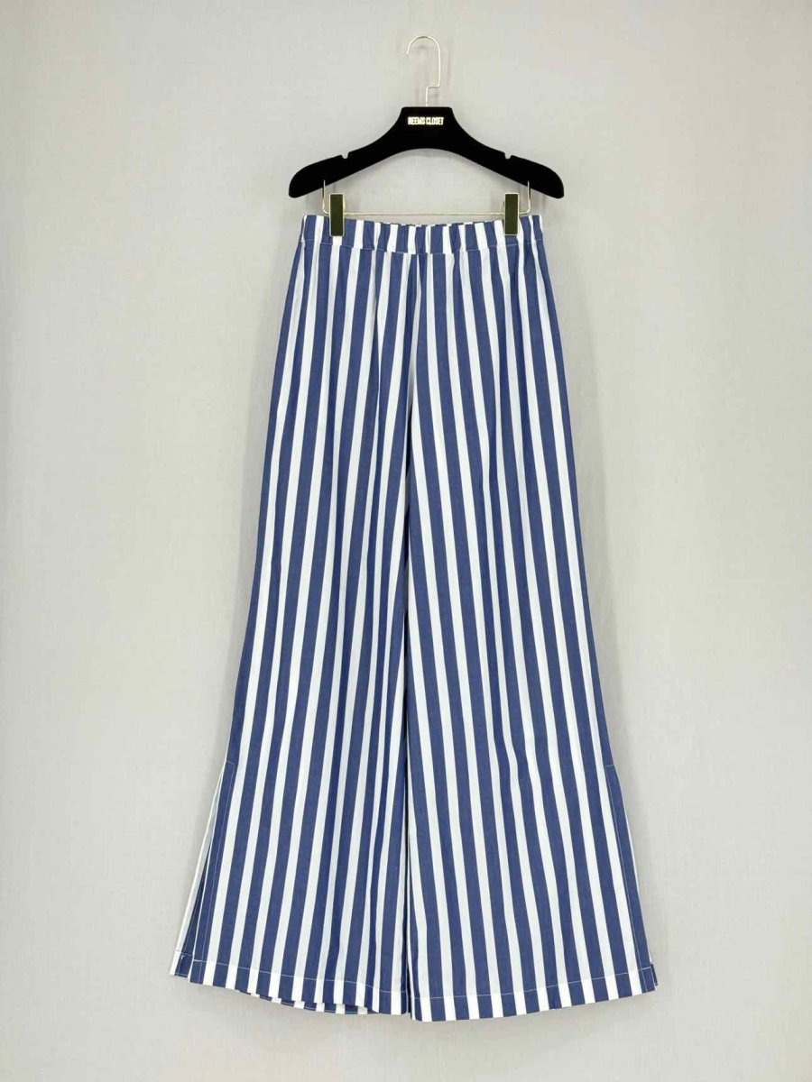 Pre - loved WOERA Navy & White Striped Size Small Outfit Set at Reems Closet