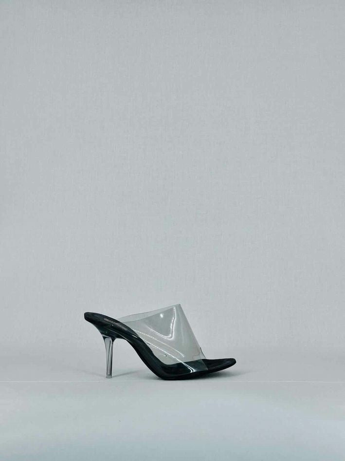 Pre - loved YEEZY Season 7 Black Mules 37 at Reems Closet