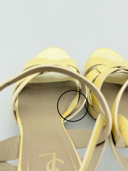 Pre - loved YVES SAINT LAURENT Gold Size EU 39.5 Heeled Sandals at Reems Closet