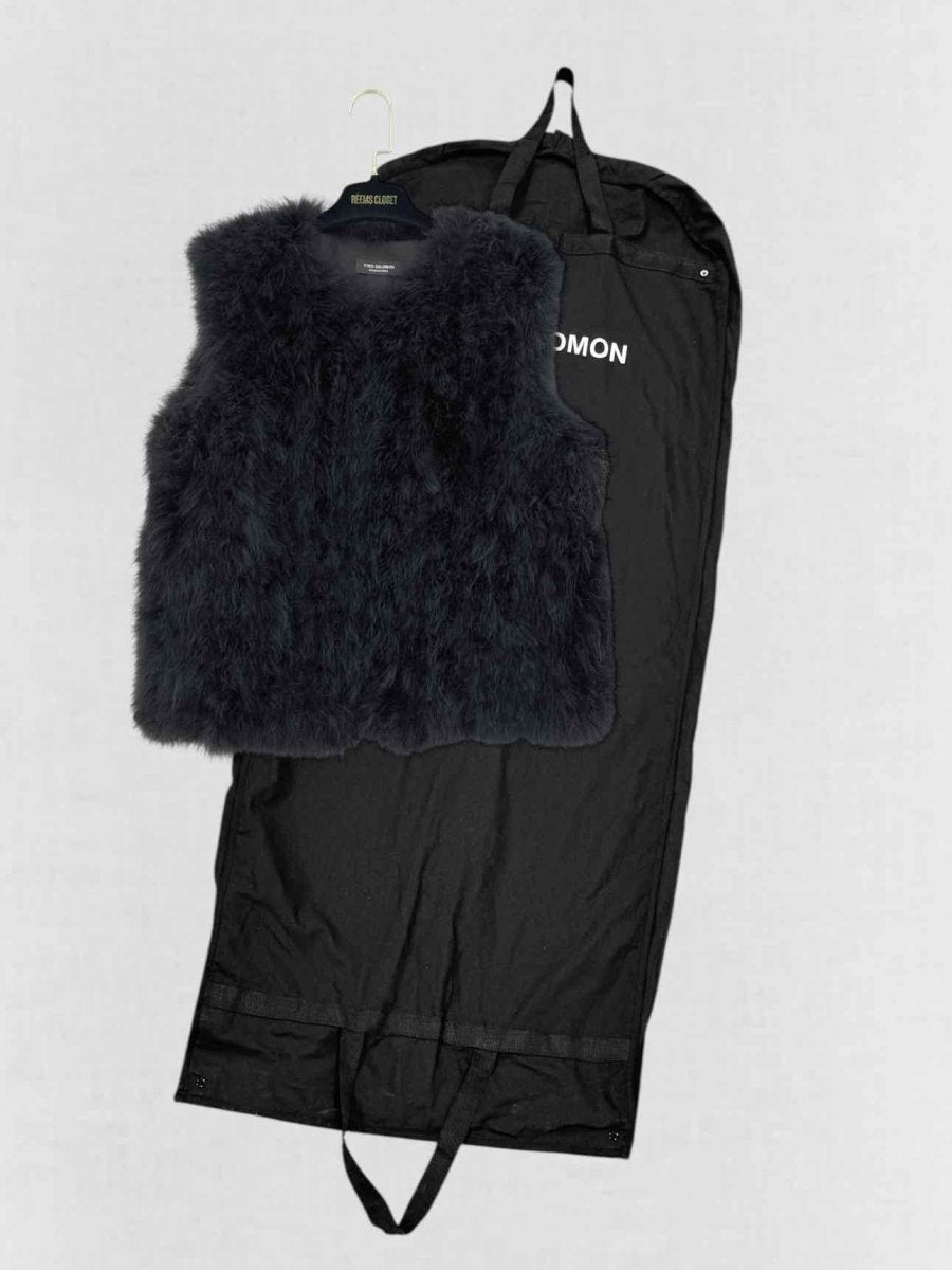 Pre - loved YVES SALOMON Black Size US 6 Gilet at Reems Closet