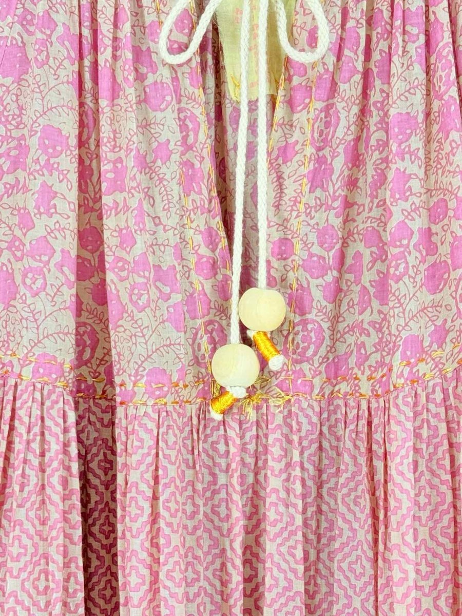 Pre - loved YVONNE S Biege & Pink Printed Size Small Long Dress at Reems Closet