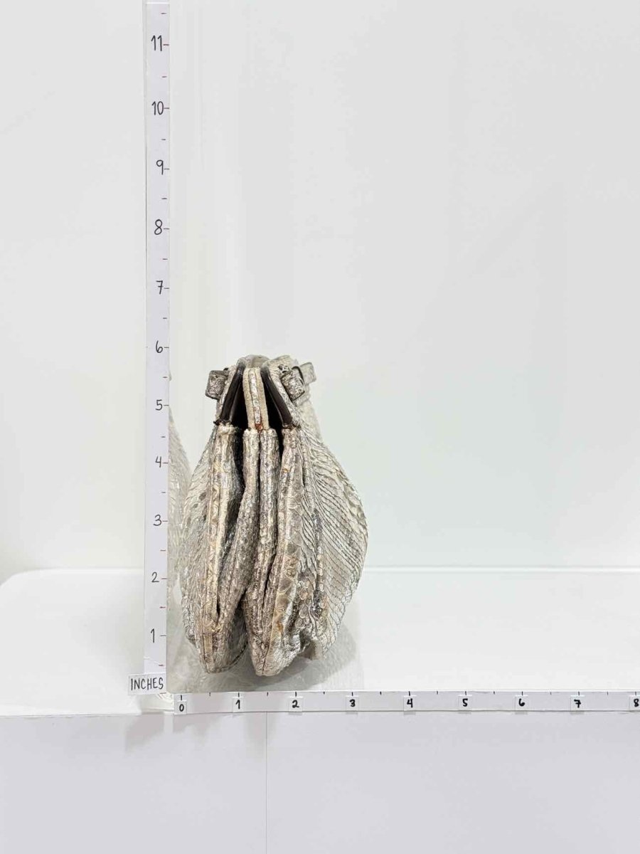 Pre - loved ZAGLIANI Metallic Silver Clutch at Reems Closet