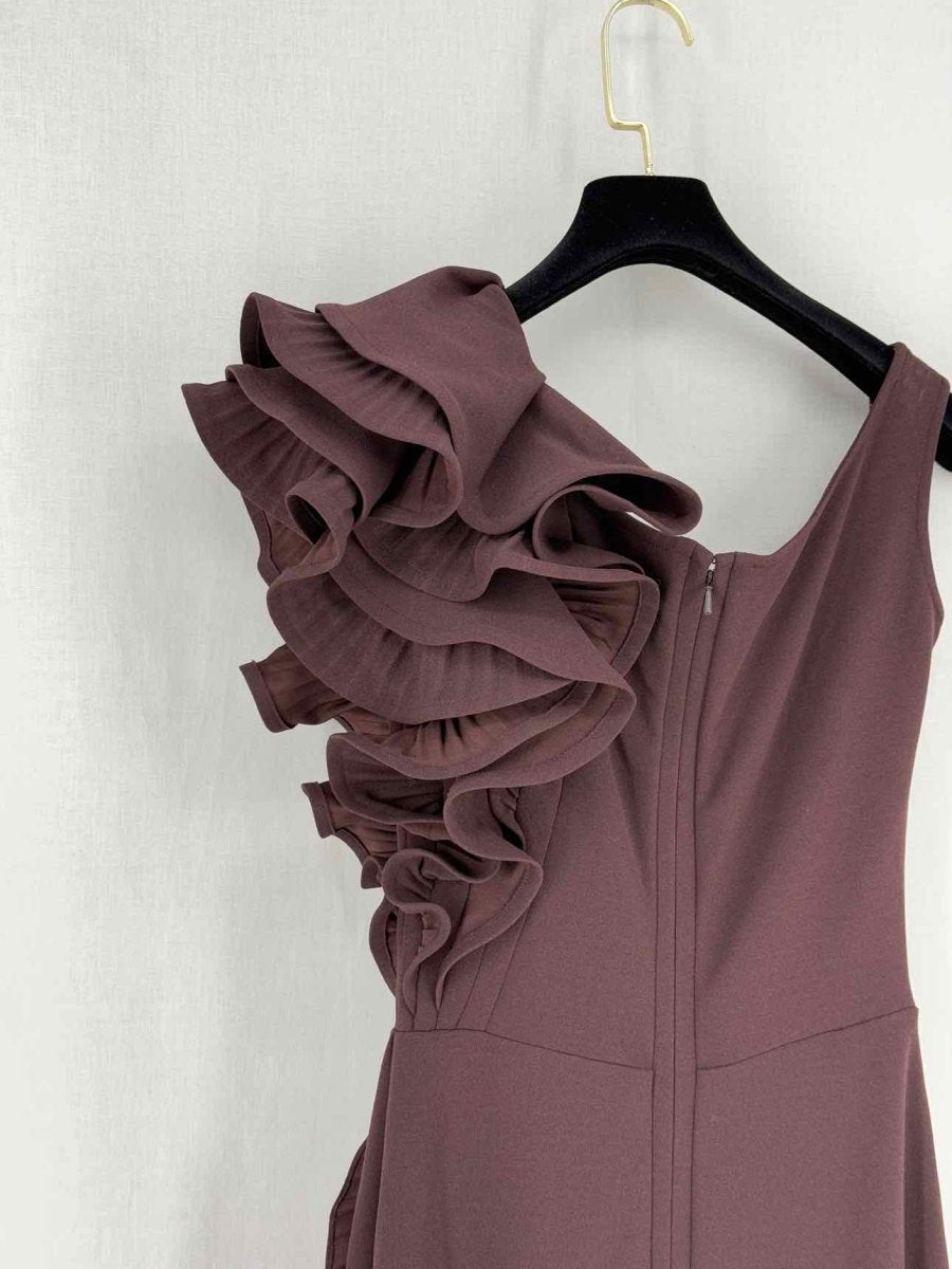 Pre - loved ZEENA ZAKI Old Rose Size Medium Long Dress at Reems Closet
