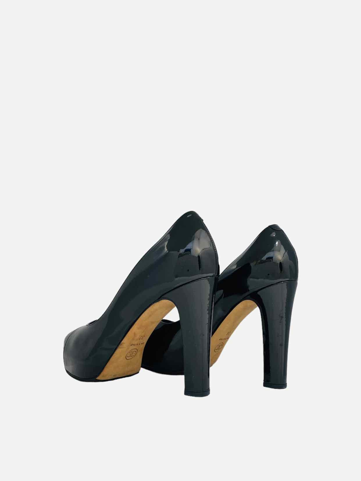 Pre - loved CHANEL Black Cap Toe Pumps at Reems Closet