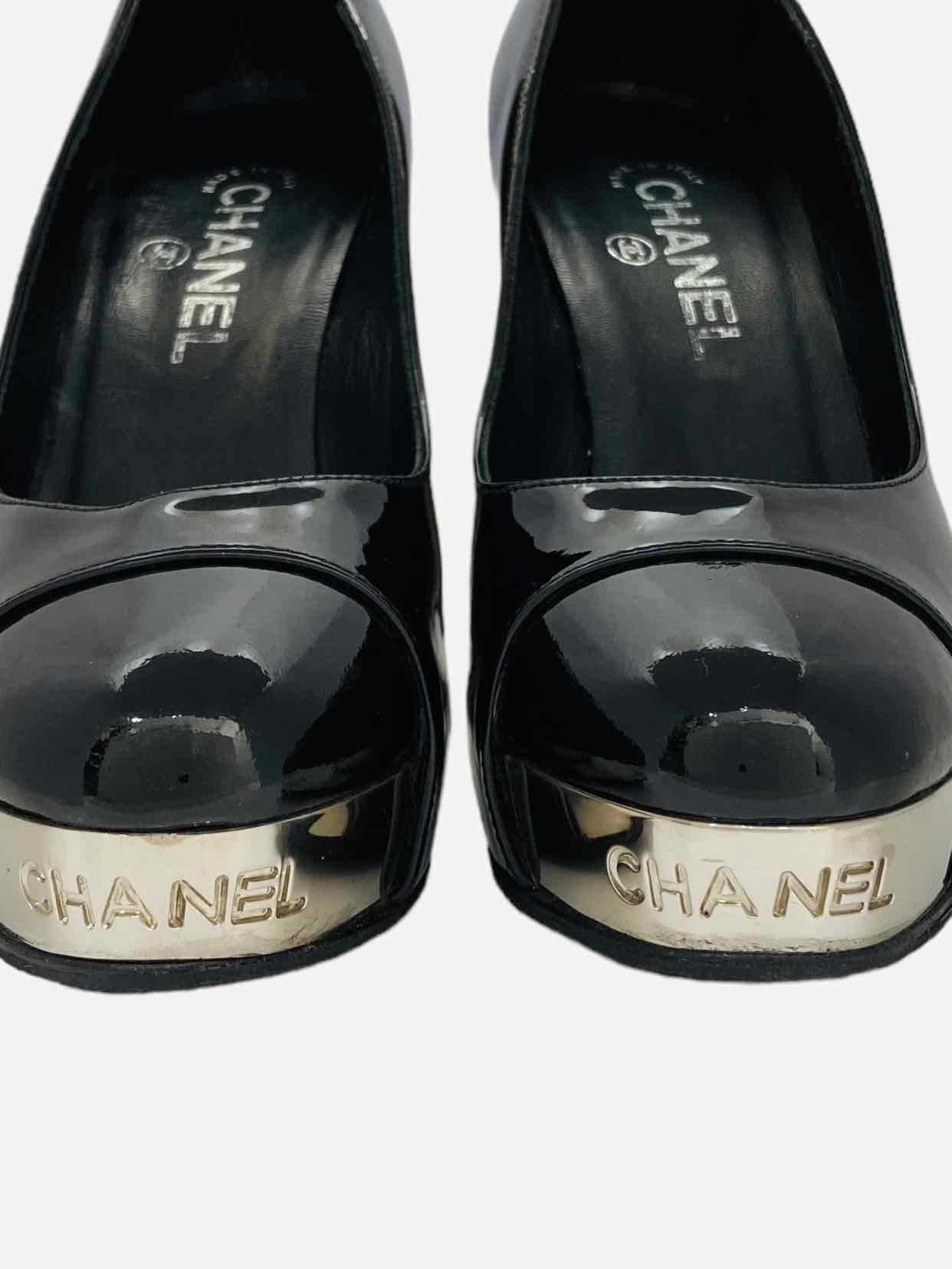 Pre - loved CHANEL Black Cap Toe Pumps at Reems Closet