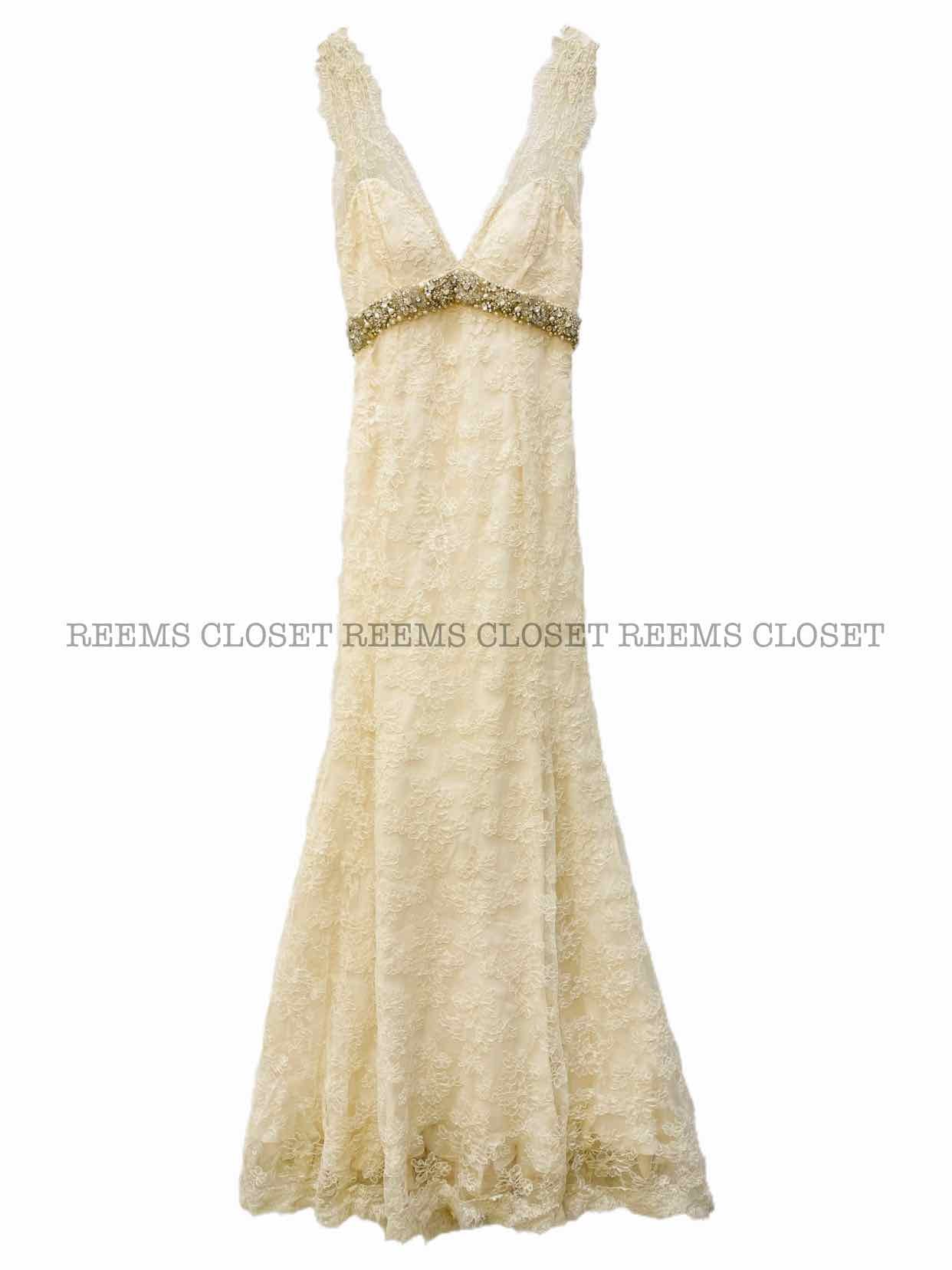 MONIQUE LHUILLIER Vintage Beige Wedding Gown