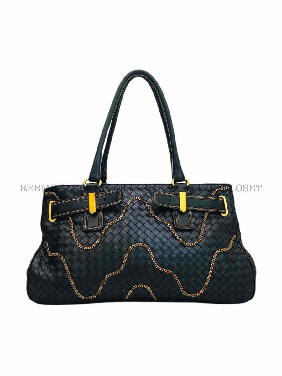Pre-loved BOTTEGA VENETA Black Chain Detail Shoulder Bag from Reems Closet