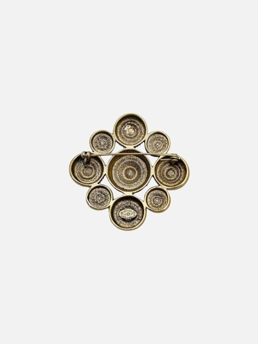 Pre - loved CHANEL Fashion Brooch at Reems Closet