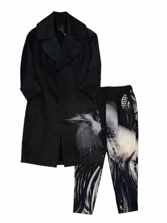 Pre-loved FENDI Black & White Print Jacket & Pants Outfit from Reems Closet