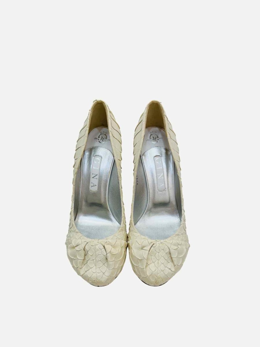 Pre-loved GINA Hoodie White Pumps from Reems Closet