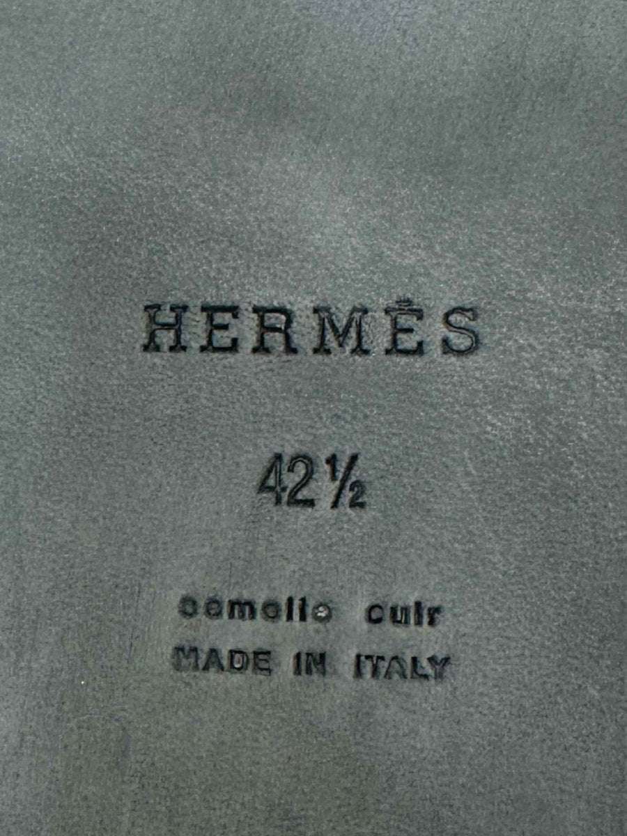 Pre-loved HERMES IZMIR Marine Sandals from Reems Closet