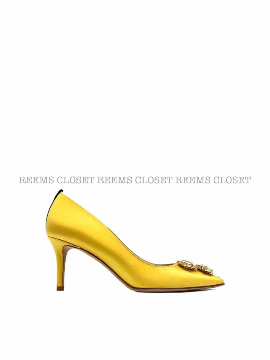 Pre - loved SJP BY SARAH JESSICA PARKER Childe Yellow Pumps at Reems Closet