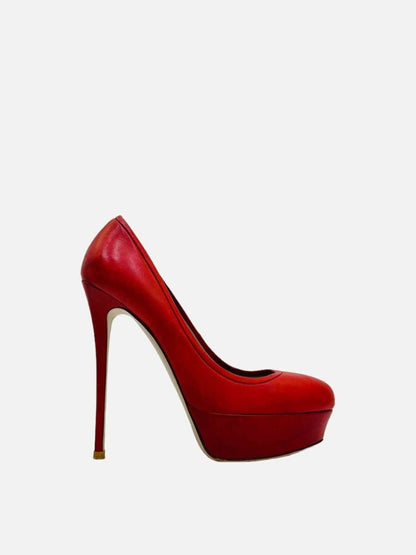 Pre-loved VALENTINO Red Pumps from Reems Closet